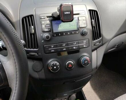 Чорний Хендай i30, об'ємом двигуна 1.4 л та пробігом 176 тис. км за 5700 $, фото 1 на Automoto.ua