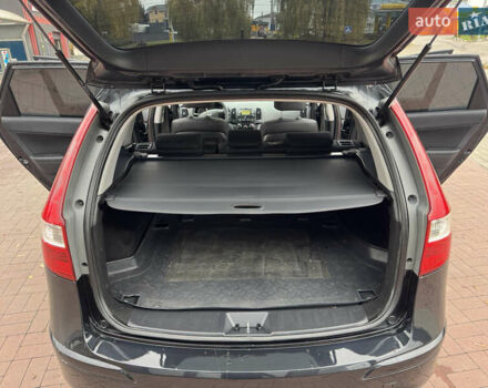 Черный Хендай i30, объемом двигателя 0 л и пробегом 149 тыс. км за 5899 $, фото 28 на Automoto.ua