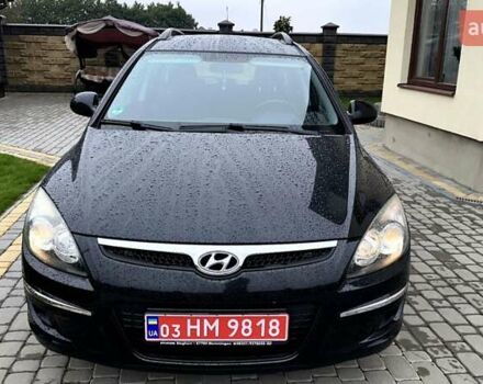 Черный Хендай i30, объемом двигателя 1.4 л и пробегом 145 тыс. км за 5999 $, фото 13 на Automoto.ua