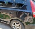 Черный Хендай i30, объемом двигателя 1.58 л и пробегом 330 тыс. км за 6100 $, фото 6 на Automoto.ua