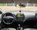 Черный Хендай i30, объемом двигателя 1.4 л и пробегом 157 тыс. км за 6700 $, фото 8 на Automoto.ua
