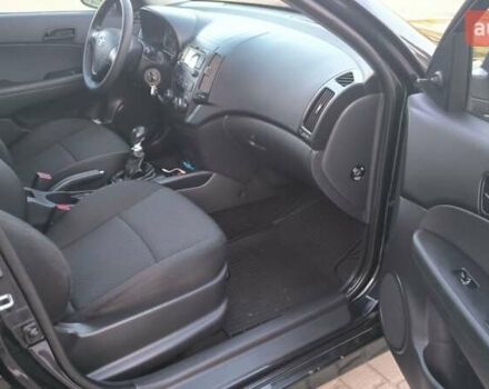 Черный Хендай i30, объемом двигателя 1.59 л и пробегом 245 тыс. км за 6990 $, фото 15 на Automoto.ua