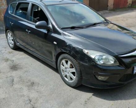 Чорний Хендай i30, об'ємом двигуна 1.4 л та пробігом 176 тис. км за 5700 $, фото 6 на Automoto.ua