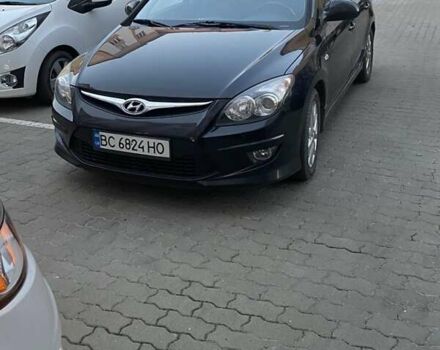 Черный Хендай i30, объемом двигателя 1.58 л и пробегом 190 тыс. км за 7100 $, фото 15 на Automoto.ua