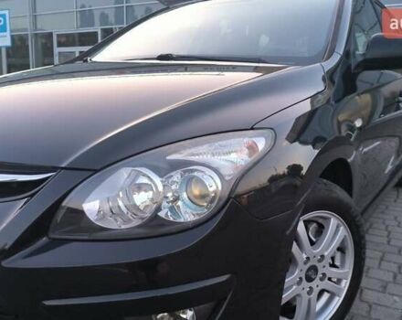 Черный Хендай i30, объемом двигателя 1.59 л и пробегом 245 тыс. км за 6990 $, фото 13 на Automoto.ua