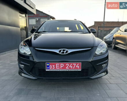Черный Хендай i30, объемом двигателя 1.4 л и пробегом 162 тыс. км за 6450 $, фото 6 на Automoto.ua
