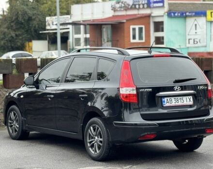 Черный Хендай i30, объемом двигателя 1.6 л и пробегом 65 тыс. км за 6999 $, фото 5 на Automoto.ua