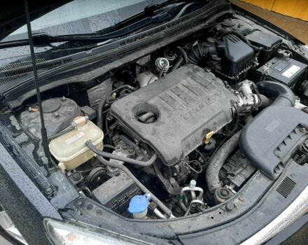 Черный Хендай i30, объемом двигателя 1.6 л и пробегом 219 тыс. км за 6300 $, фото 2 на Automoto.ua