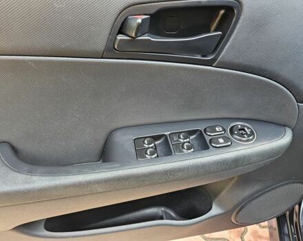 Черный Хендай i30, объемом двигателя 1.4 л и пробегом 157 тыс. км за 6700 $, фото 23 на Automoto.ua