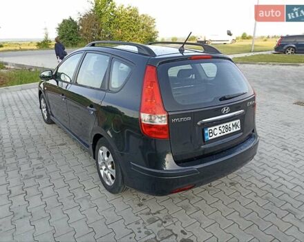 Чорний Хендай i30, об'ємом двигуна 1.4 л та пробігом 225 тис. км за 4800 $, фото 3 на Automoto.ua