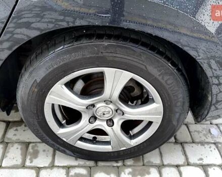 Черный Хендай i30, объемом двигателя 1.4 л и пробегом 145 тыс. км за 5999 $, фото 4 на Automoto.ua