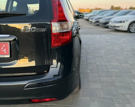 Черный Хендай i30, объемом двигателя 1.4 л и пробегом 162 тыс. км за 6450 $, фото 17 на Automoto.ua