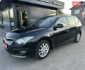 Черный Хендай i30, объемом двигателя 1.4 л и пробегом 162 тыс. км за 6450 $, фото 3 на Automoto.ua