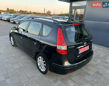 Черный Хендай i30, объемом двигателя 1.4 л и пробегом 162 тыс. км за 6450 $, фото 15 на Automoto.ua