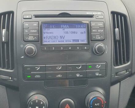 Чорний Хендай i30, об'ємом двигуна 1.4 л та пробігом 149 тис. км за 6100 $, фото 29 на Automoto.ua