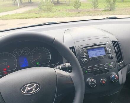 Чорний Хендай i30, об'ємом двигуна 1.4 л та пробігом 149 тис. км за 6100 $, фото 26 на Automoto.ua