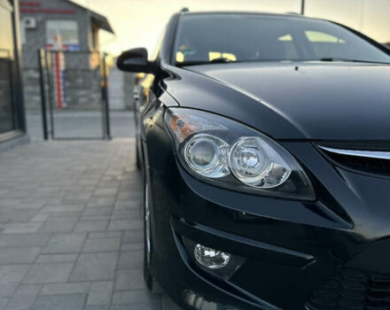 Черный Хендай i30, объемом двигателя 1.4 л и пробегом 162 тыс. км за 6450 $, фото 19 на Automoto.ua