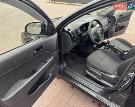 Черный Хендай i30, объемом двигателя 0 л и пробегом 149 тыс. км за 5899 $, фото 19 на Automoto.ua