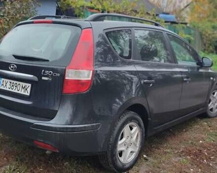 Черный Хендай i30, объемом двигателя 1.4 л и пробегом 216 тыс. км за 5650 $, фото 7 на Automoto.ua