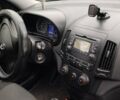 Черный Хендай i30, объемом двигателя 1.4 л и пробегом 216 тыс. км за 5650 $, фото 3 на Automoto.ua