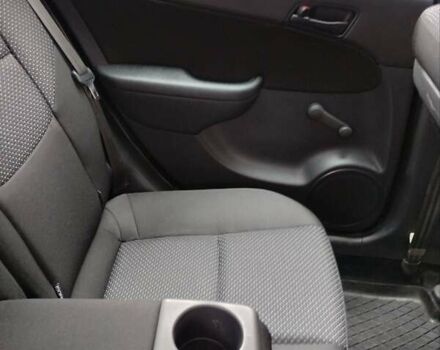 Черный Хендай i30, объемом двигателя 1.58 л и пробегом 190 тыс. км за 7100 $, фото 2 на Automoto.ua