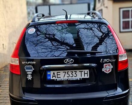 Черный Хендай i30, объемом двигателя 1.6 л и пробегом 212 тыс. км за 5800 $, фото 5 на Automoto.ua