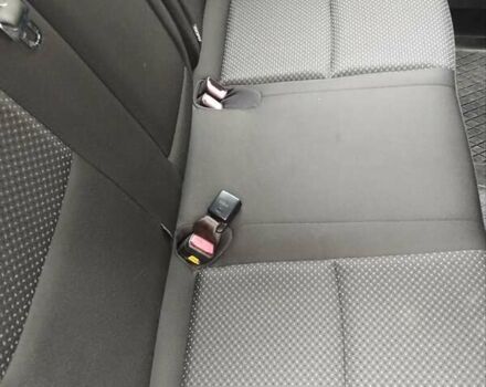 Черный Хендай i30, объемом двигателя 1.58 л и пробегом 190 тыс. км за 7100 $, фото 5 на Automoto.ua