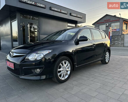 Черный Хендай i30, объемом двигателя 1.4 л и пробегом 162 тыс. км за 6450 $, фото 2 на Automoto.ua