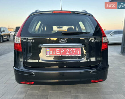 Черный Хендай i30, объемом двигателя 1.4 л и пробегом 162 тыс. км за 6450 $, фото 12 на Automoto.ua