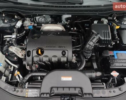 Черный Хендай i30, объемом двигателя 1.59 л и пробегом 72 тыс. км за 8500 $, фото 19 на Automoto.ua