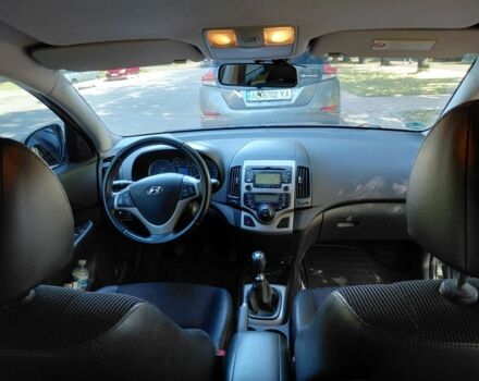 Чорний Хендай i30, об'ємом двигуна 0 л та пробігом 250 тис. км за 6500 $, фото 2 на Automoto.ua