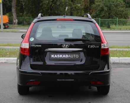 Чорний Хендай i30, об'ємом двигуна 1.6 л та пробігом 177 тис. км за 8300 $, фото 4 на Automoto.ua