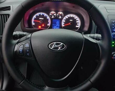 Черный Хендай i30, объемом двигателя 1.59 л и пробегом 72 тыс. км за 8500 $, фото 27 на Automoto.ua