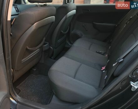 Черный Хендай i30, объемом двигателя 1.6 л и пробегом 190 тыс. км за 7099 $, фото 29 на Automoto.ua