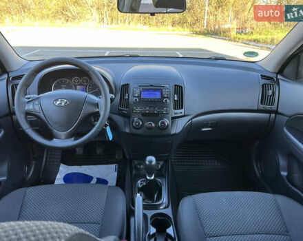 Хендай i30 2011 в Луцке на Automoto.ua Черный Хендай i30, объемом двигателя 1.4 л и пробегом 208 тыс. км за 6100 $, фото 12 на Automoto.ua