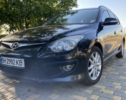 Чорний Хендай i30, об'ємом двигуна 1.58 л та пробігом 365 тис. км за 6000 $, фото 2 на Automoto.ua