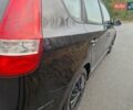 Черный Хендай i30, объемом двигателя 1.6 л и пробегом 232 тыс. км за 7000 $, фото 7 на Automoto.ua
