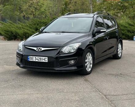 Черный Хендай i30, объемом двигателя 1.4 л и пробегом 137 тыс. км за 7500 $, фото 25 на Automoto.ua