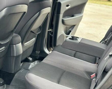 Черный Хендай i30, объемом двигателя 1.4 л и пробегом 137 тыс. км за 7500 $, фото 34 на Automoto.ua