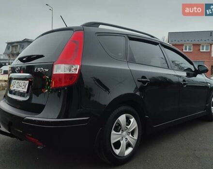 Черный Хендай i30, объемом двигателя 1.59 л и пробегом 72 тыс. км за 8500 $, фото 5 на Automoto.ua