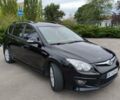 Черный Хендай i30, объемом двигателя 1.4 л и пробегом 137 тыс. км за 7500 $, фото 4 на Automoto.ua