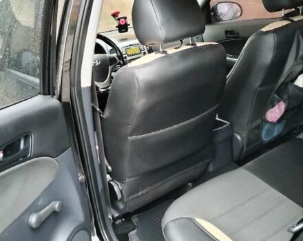 Черный Хендай i30, объемом двигателя 1.4 л и пробегом 157 тыс. км за 7100 $, фото 16 на Automoto.ua