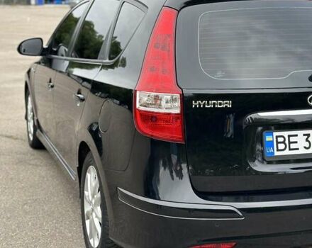 Черный Хендай i30, объемом двигателя 1.4 л и пробегом 137 тыс. км за 7500 $, фото 10 на Automoto.ua