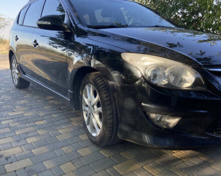 Чорний Хендай i30, об'ємом двигуна 1.58 л та пробігом 365 тис. км за 6000 $, фото 4 на Automoto.ua