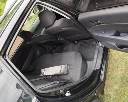 Черный Хендай i30, объемом двигателя 1.6 л и пробегом 180 тыс. км за 6300 $, фото 4 на Automoto.ua
