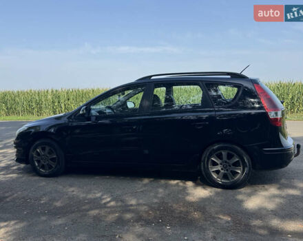 Черный Хендай i30, объемом двигателя 1.58 л и пробегом 241 тыс. км за 6999 $, фото 7 на Automoto.ua