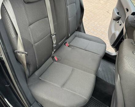 Черный Хендай i30, объемом двигателя 1.4 л и пробегом 210 тыс. км за 6750 $, фото 39 на Automoto.ua