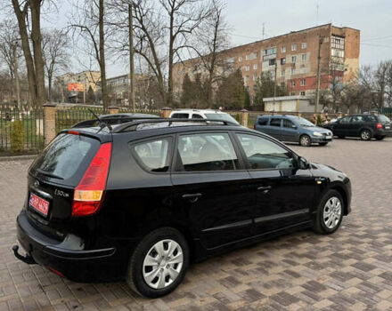 Черный Хендай i30, объемом двигателя 1.4 л и пробегом 210 тыс. км за 6750 $, фото 10 на Automoto.ua