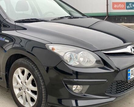 Хендай i30 2012 в Виннице на Automoto.ua Черный Хендай i30, объемом двигателя 1.4 л и пробегом 275 тыс. км за 6100 $, фото 16 на Automoto.ua