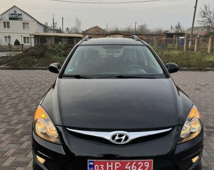 Черный Хендай i30, объемом двигателя 1.4 л и пробегом 210 тыс. км за 6750 $, фото 3 на Automoto.ua